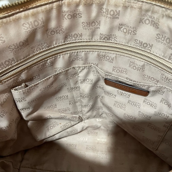 Michael Kors tote - Picture 10 of 13